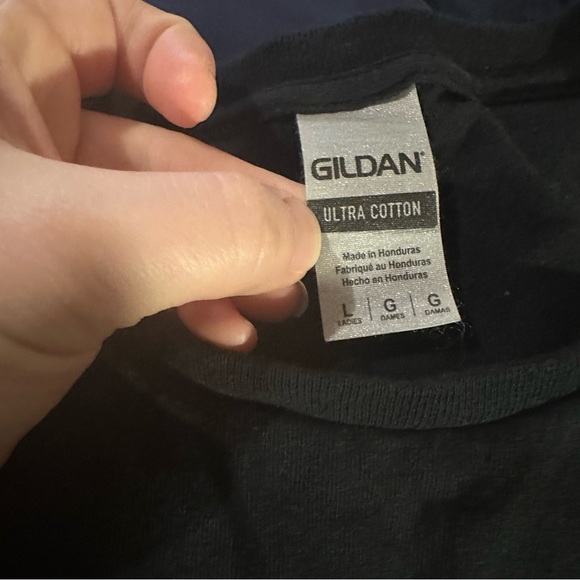 ‼️SOLD‼️ A day to remember band Tshirt - Picture 4 of 4